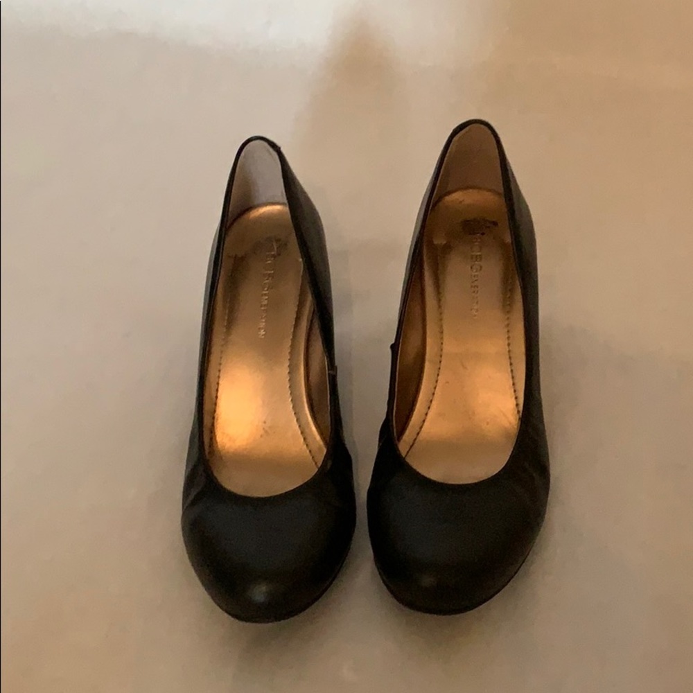 Wedge round toe heel